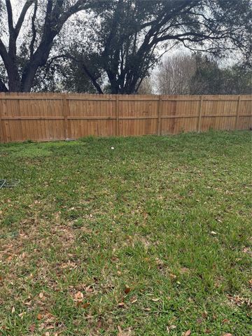 16611 Parliament Dr, South Houston, TX 77083