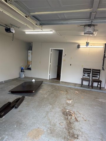 16611 Parliament Dr, South Houston, TX 77083