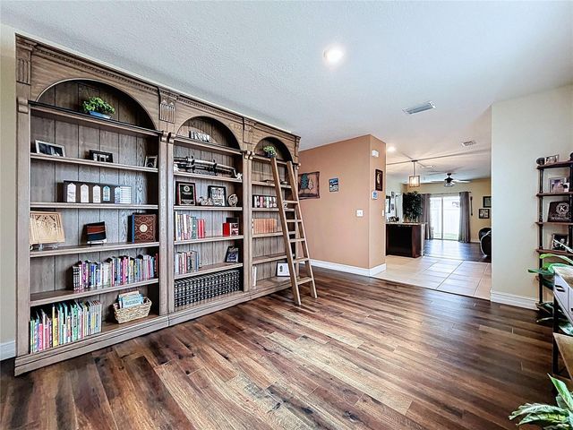 32753 PEZ LANDING LANE, Wesley Chapel, FL 33543