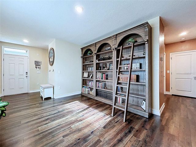 32753 PEZ LANDING LANE, Wesley Chapel, FL 33543