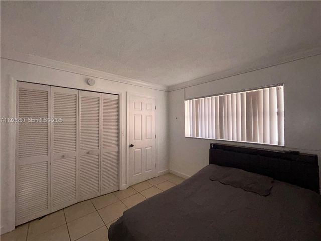 19805 SW 114th Avenue 219, Miami, FL 33157