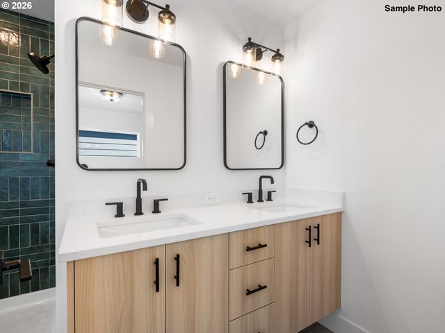 4358 Ne Going St, Portland, OR 97218