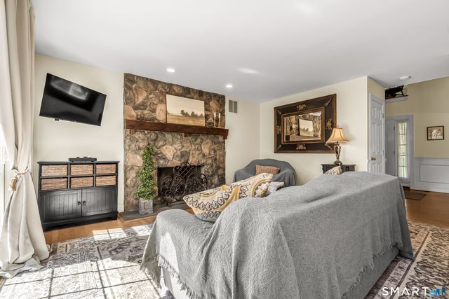 124 Luke Hill Road, Bethany, CT 06524