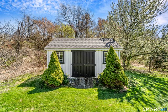124 Luke Hill Road, Bethany, CT 06524