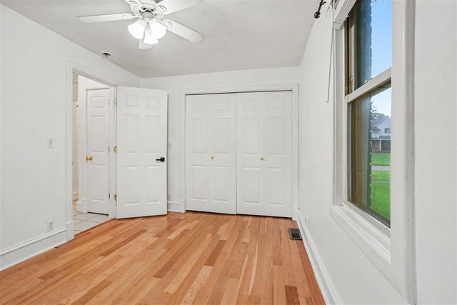 220 E James Street, Lawrence, MI 49064