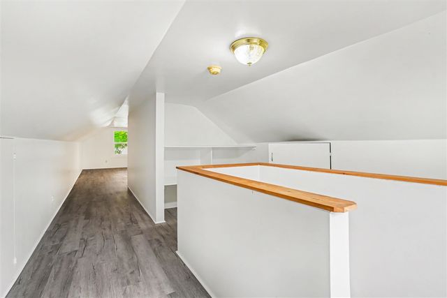 220 E James Street, Lawrence, MI 49064