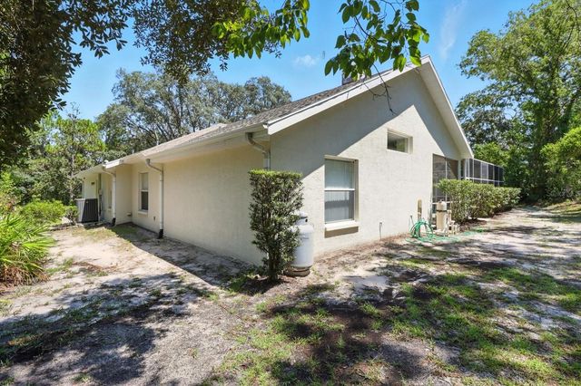 8 SWEETGUM COURT N, Homosassa, FL 34446