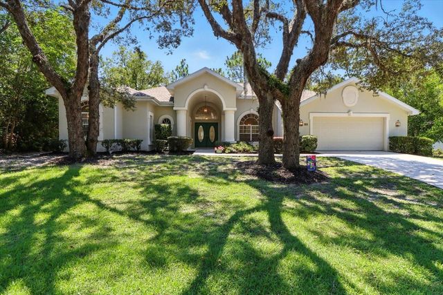 8 SWEETGUM COURT N, Homosassa, FL 34446