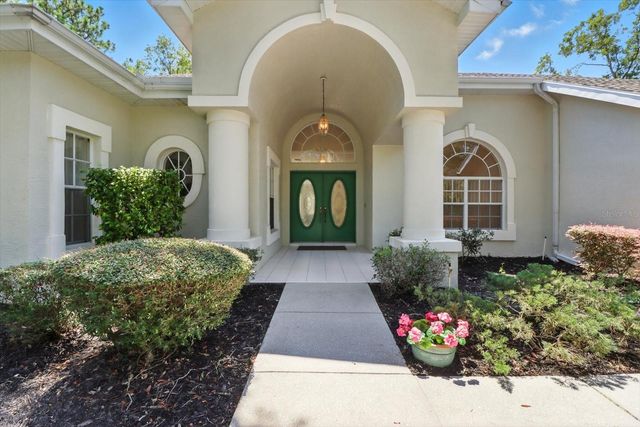 8 SWEETGUM COURT N, Homosassa, FL 34446