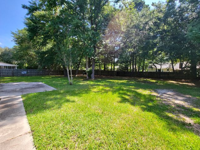 1003 Law Lane, Mount Pleasant, SC 29464