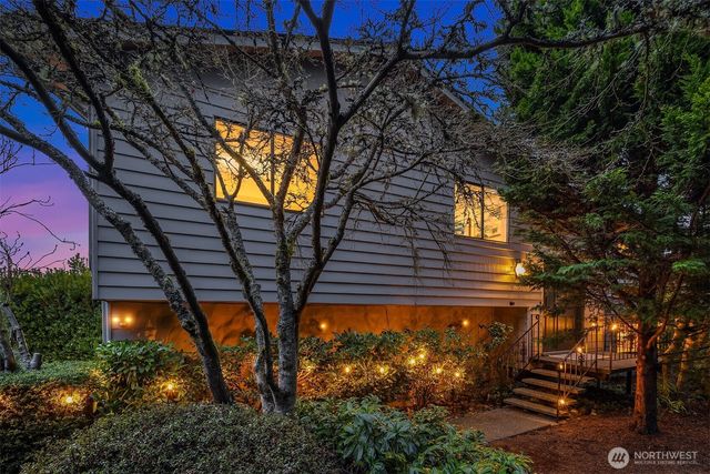 7407 180th Street SW, Edmonds, WA 98026