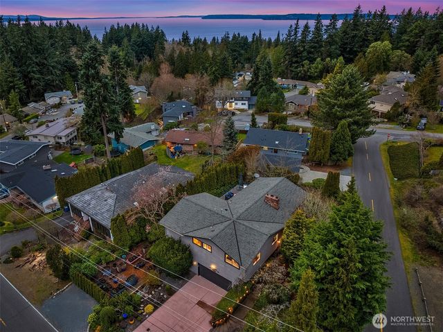 7407 180th Street SW, Edmonds, WA 98026