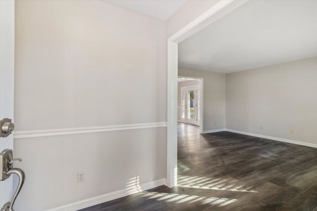 100 HOLLY BROOKE CV, Covington, TN 38019