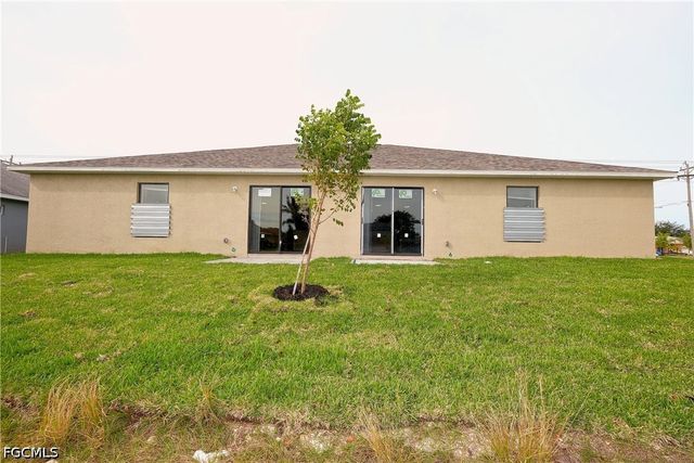 615 SE 6th TER, Cape Coral, FL 33990