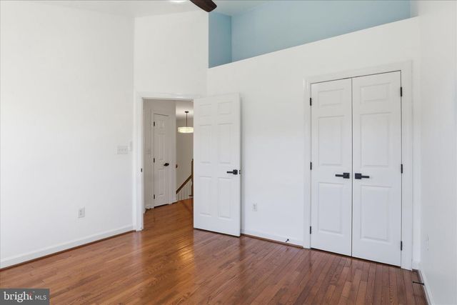 4550 FAIR VALLEY DR, Fairfax, VA 22033