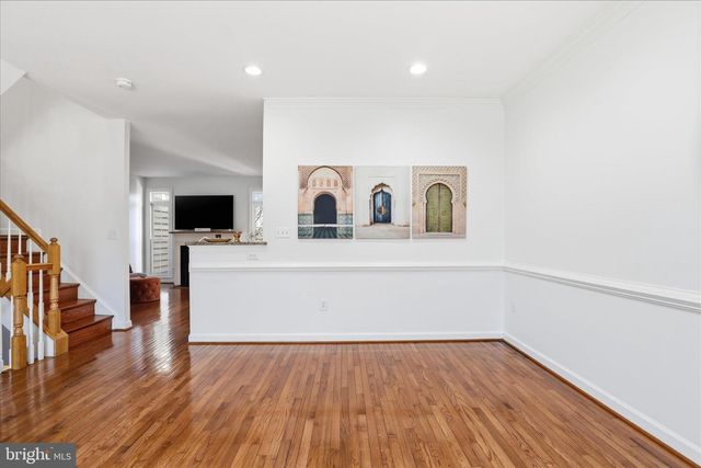 4550 FAIR VALLEY DR, Fairfax, VA 22033