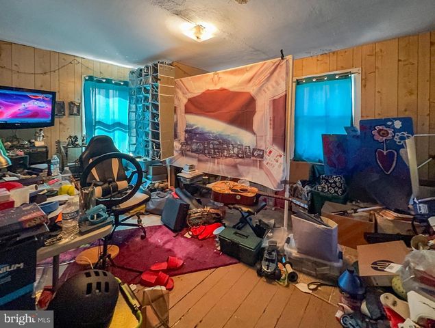 619 MAIN ST, Leesburg, NJ 08327