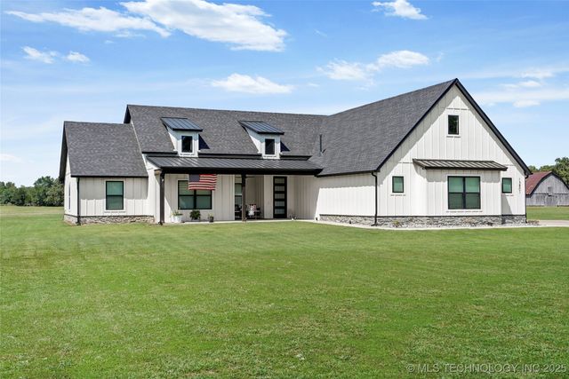 13801 E 460 Road, Claremore, OK 74017