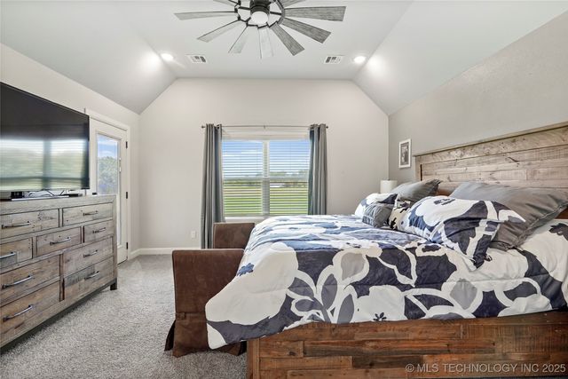 13801 E 460 Road, Claremore, OK 74017