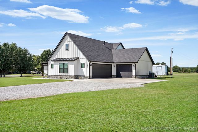 13801 E 460 Road, Claremore, OK 74017