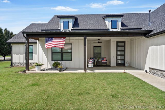13801 E 460 Road, Claremore, OK 74017