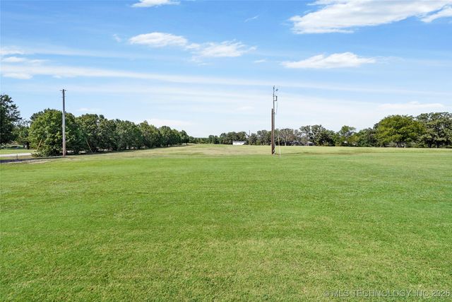 13801 E 460 Road, Claremore, OK 74017