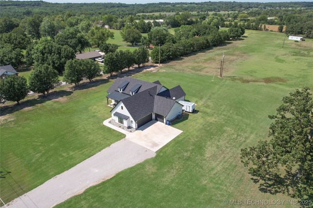 13801 E 460 Road, Claremore, OK 74017