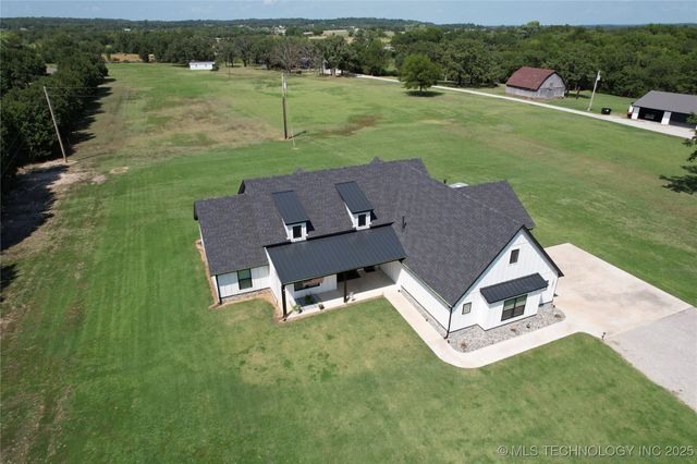 13801 E 460 Road, Claremore, OK 74017