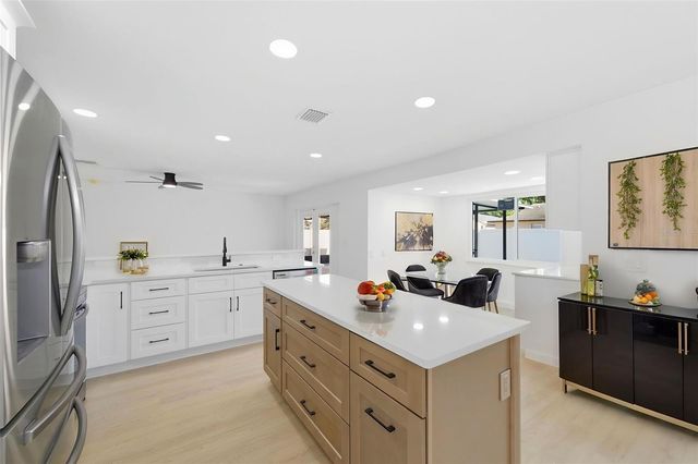 11180 113TH AVENUE, Largo, FL 33778