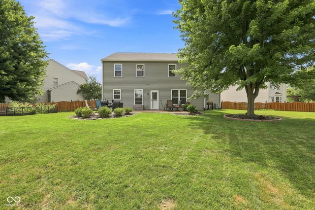 16724 Earl Park Court, Westfield, IN 46074