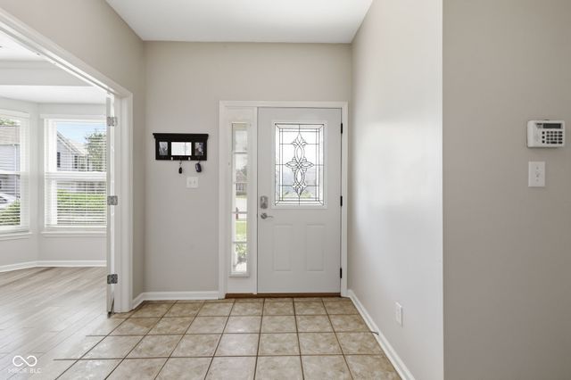 16724 Earl Park Court, Westfield, IN 46074