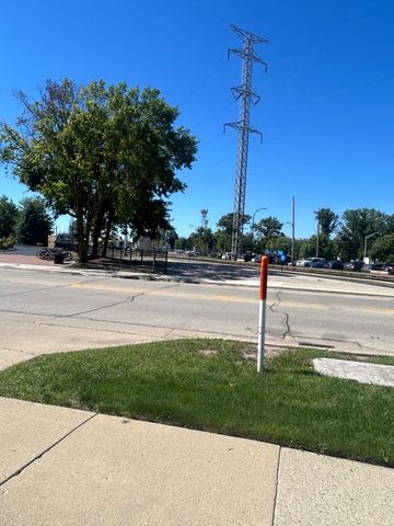 6330 Lincoln Avenue 1E, Morton Grove, IL 60053