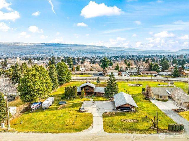 1919 B 5th St, Wenatchee, WA 98801