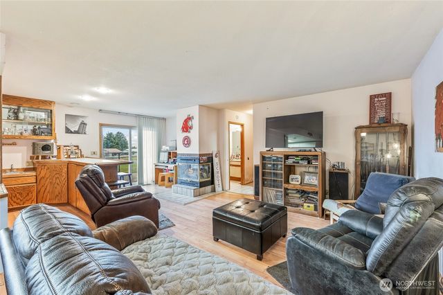 1919 B 5th St, Wenatchee, WA 98801