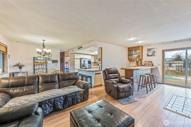 1919 B 5th St, Wenatchee, WA 98801