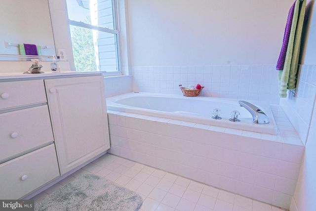 2270 DALE RD, Huntingdon Valley, PA 19006