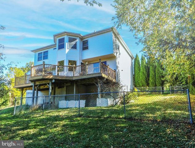 2270 DALE RD, Huntingdon Valley, PA 19006
