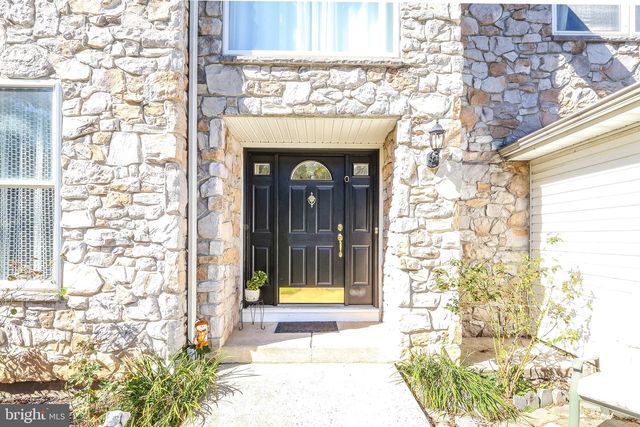 2270 DALE RD, Huntingdon Valley, PA 19006