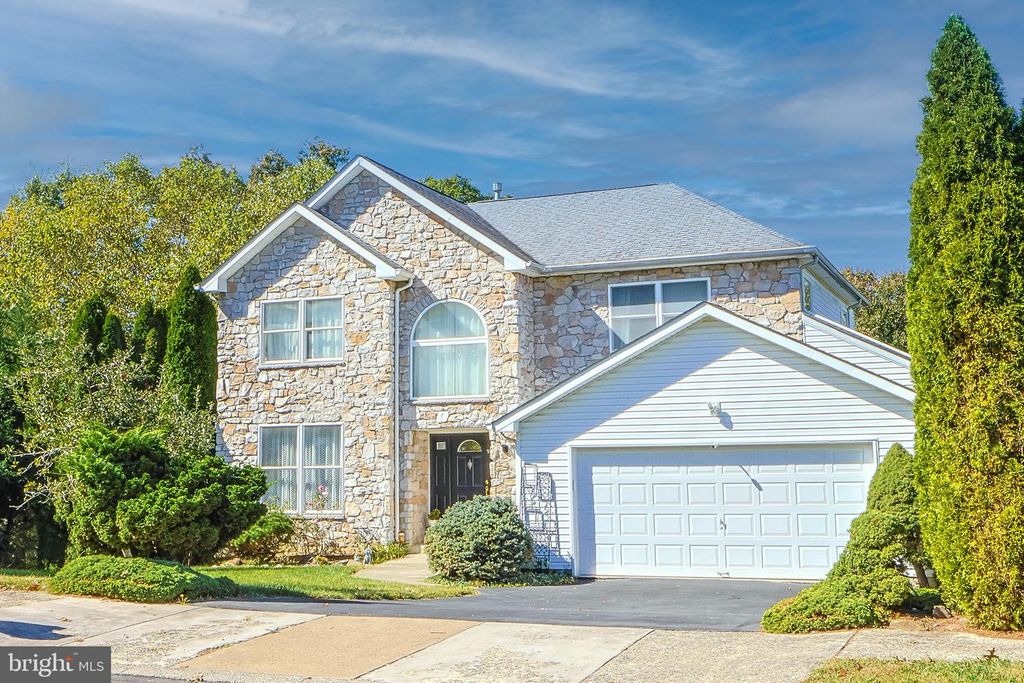 2270 DALE RD, Huntingdon Valley, PA 19006