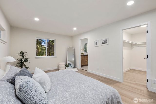 1182 SE Irish Court, Port Orchard, WA 98367