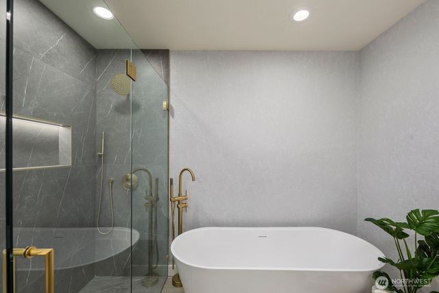 1182 SE Irish Court, Port Orchard, WA 98367