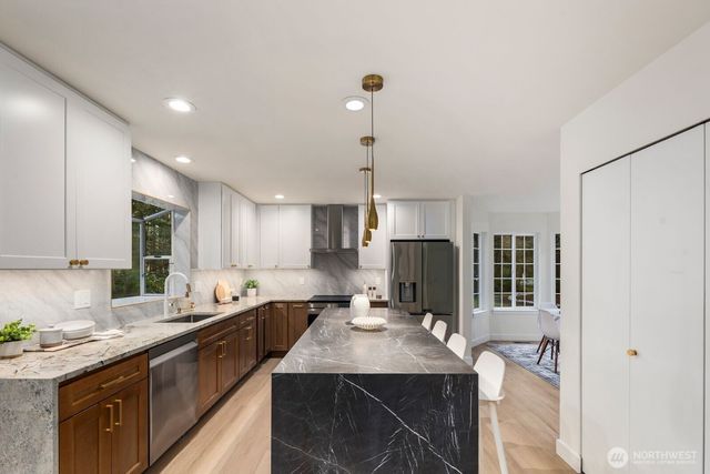 1182 SE Irish Court, Port Orchard, WA 98367