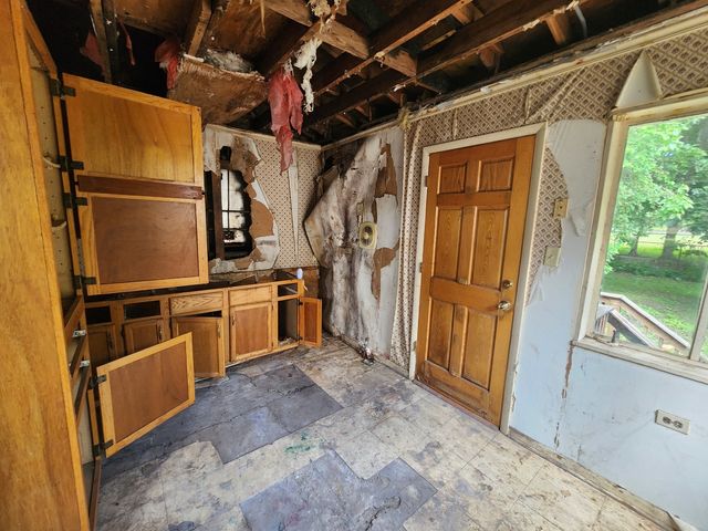 1228 E 85th Street, Chicago, IL 60619