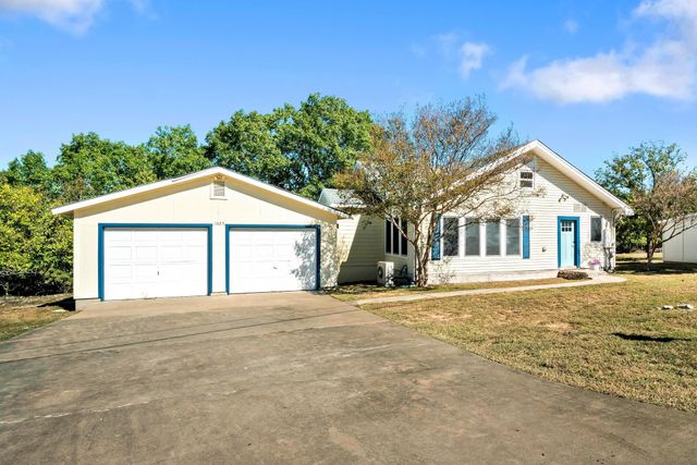 1025 Lake Shore DR, Spicewood, TX 78669