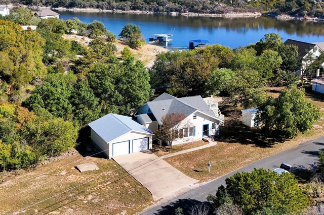 1025 Lake Shore DR, Spicewood, TX 78669