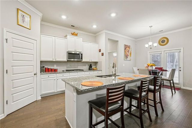 290 Calebee Avenue, Senoia, GA 30276