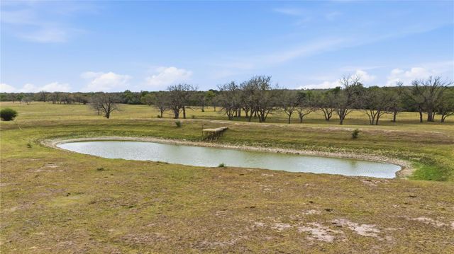 13661 E HIGHWAY 90, Kingsbury, TX 78638