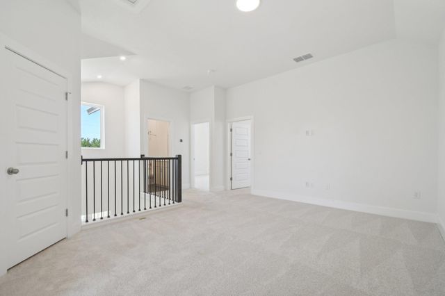 110 Comfort DR, Buda, TX 78610