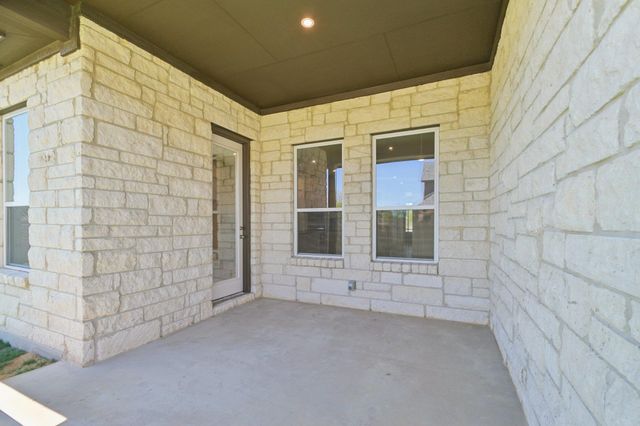 110 Comfort DR, Buda, TX 78610