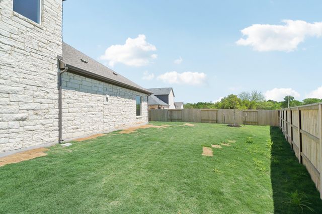 110 Comfort DR, Buda, TX 78610